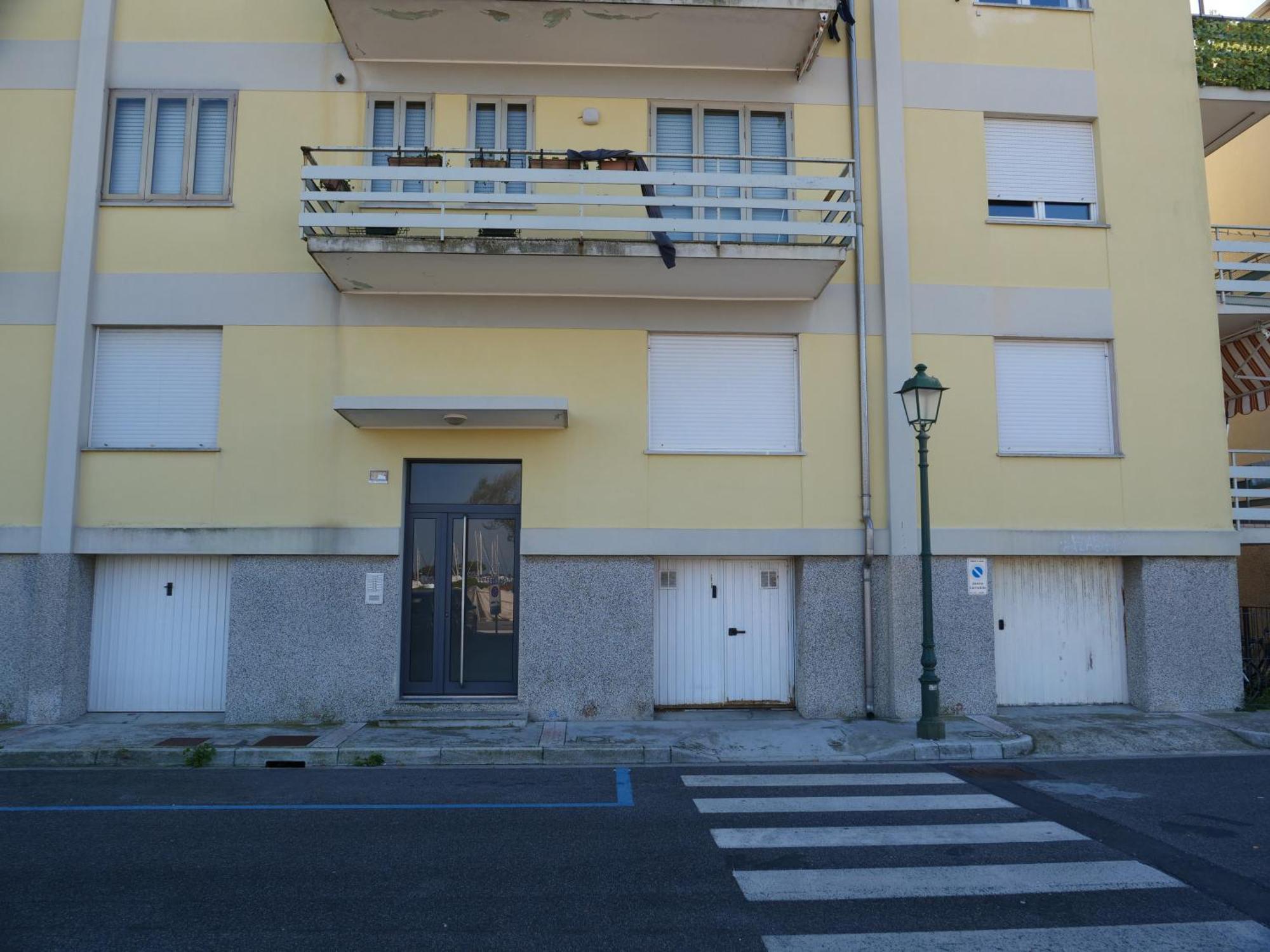 Fiore Di Mare - Delizioso Bilocale Con Posto Auto Vicino Al Porto Grado Luaran gambar